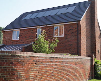 hbs-new-energies-new-build-solar-pv-installers-for-housebuilders-roof-integrated-solar-panels-bloor-homes-crowdhill-green-case-study-gallery2