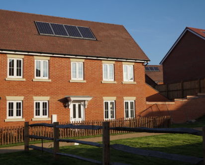 hbs-new-energies-solar-for-new-homes-solar-panels-for-new-build-houses-new-build-solar-pv-panels-bovis-homes-boorley-park-case-study-2