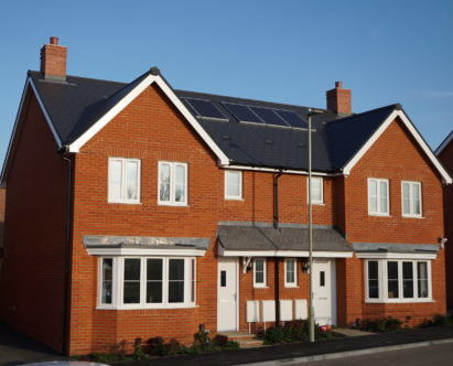 hbs-new-energies-solar-for-new-homes-solar-panels-for-new-build-houses-new-build-solar-pv-panels-bovis-homes-boorley-park-case-study-3